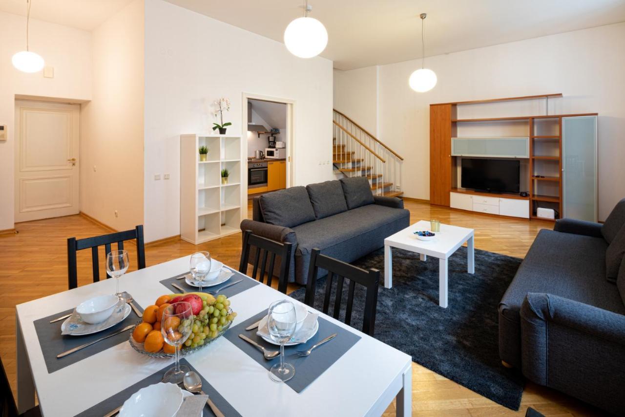 Old Riga Two Floor Palasta Loft Apartment With River View Kültér fotó